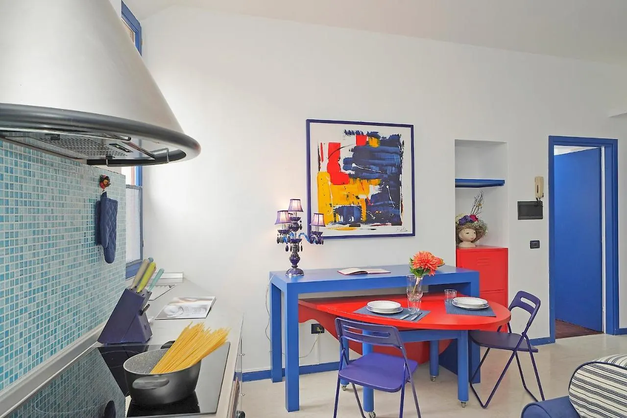 Appartamento Nelly Salo Apartment