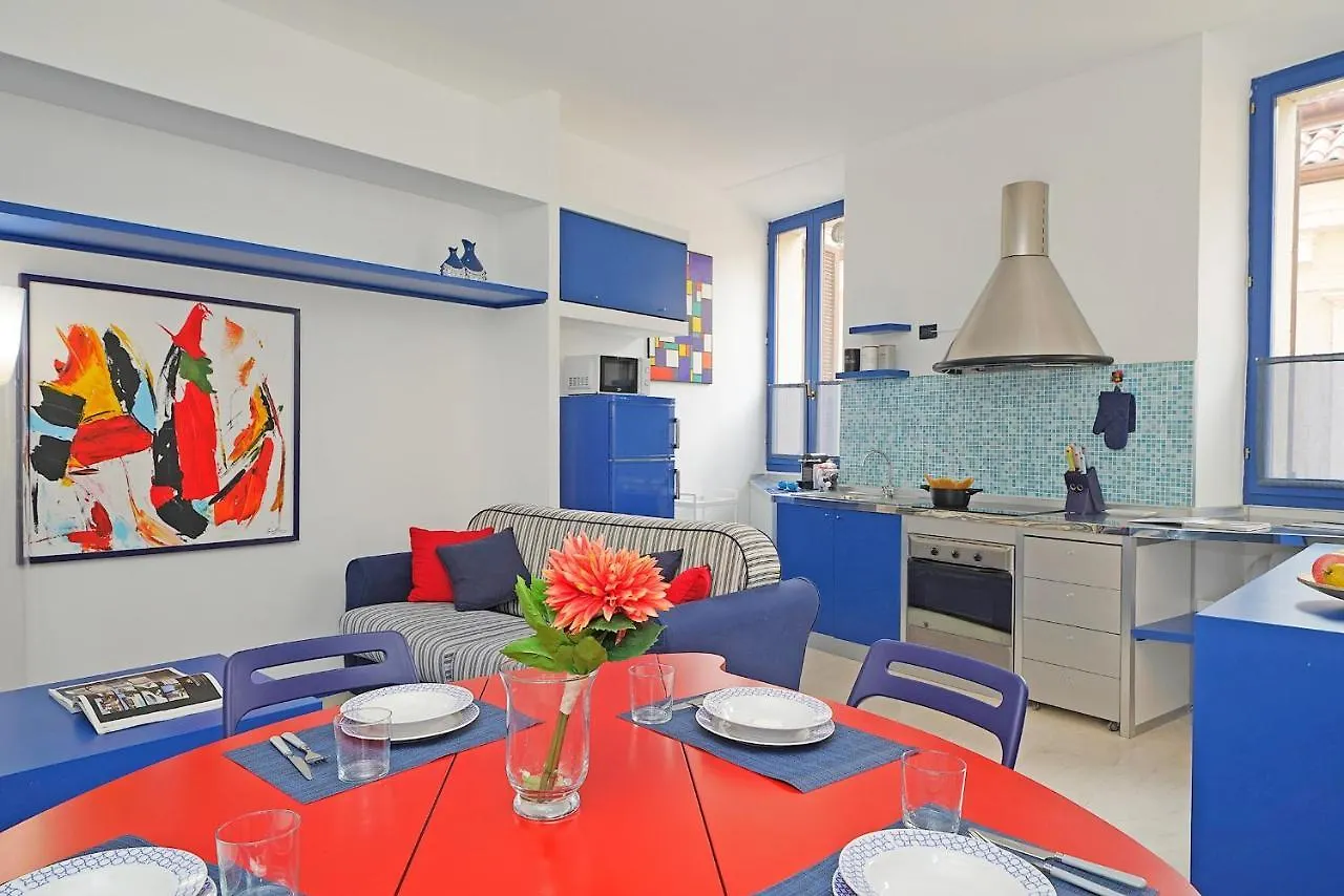 Appartamento Nelly Salo Apartment